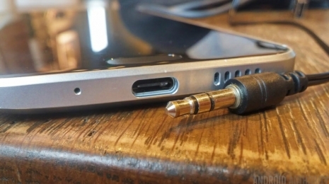 قل وداعا لمدخل سماعات الرأس 3.5mm jack في الهواتف القادمة