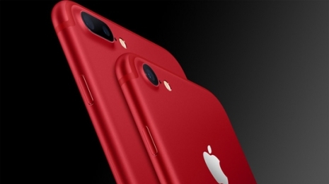 Apple تلفت إليها الأنظار بإطلاق آيفون 7 باللون الأحمر