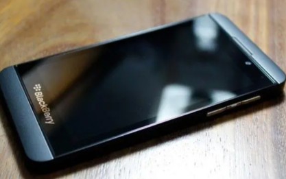 نظرة على «BlackBerry 10Z» القادم قريباً