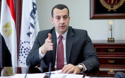 رئيس جهاز تنظيم الاتصالات: ''اشحنوا على الطاير لمواجهة ارتفاع الأسعار''